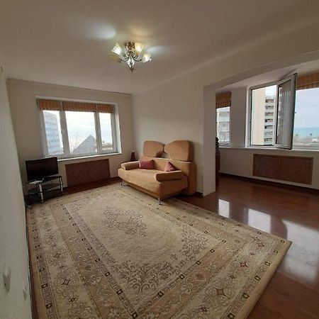Flat at the seafront Aktau (Mangystau) Exterior foto